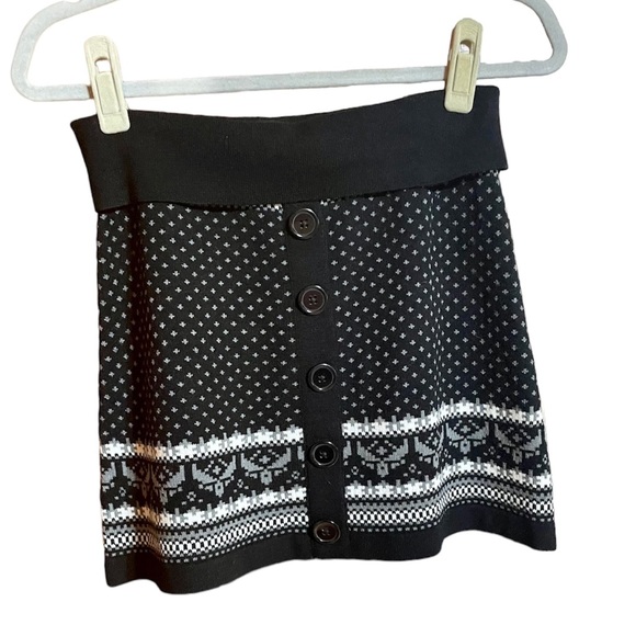 Candie's Skirts Candies Black White Gray Knit Aline Skirt With